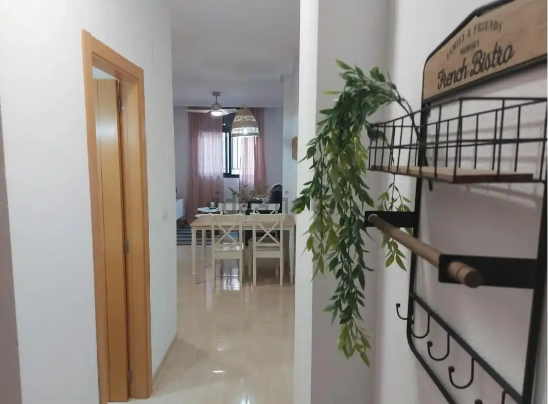 Erdgeschoss zur Miete in Campello pueblo