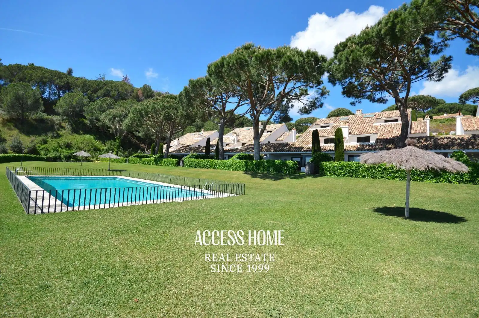 Exterior view of Detached homes for rent in Sant Vicenç de Montalt  with Heating, Terrace and Swimming Pool