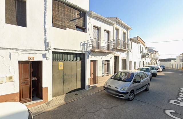 Casa-chalet en Venta en Barcos en Cañete de las Torres