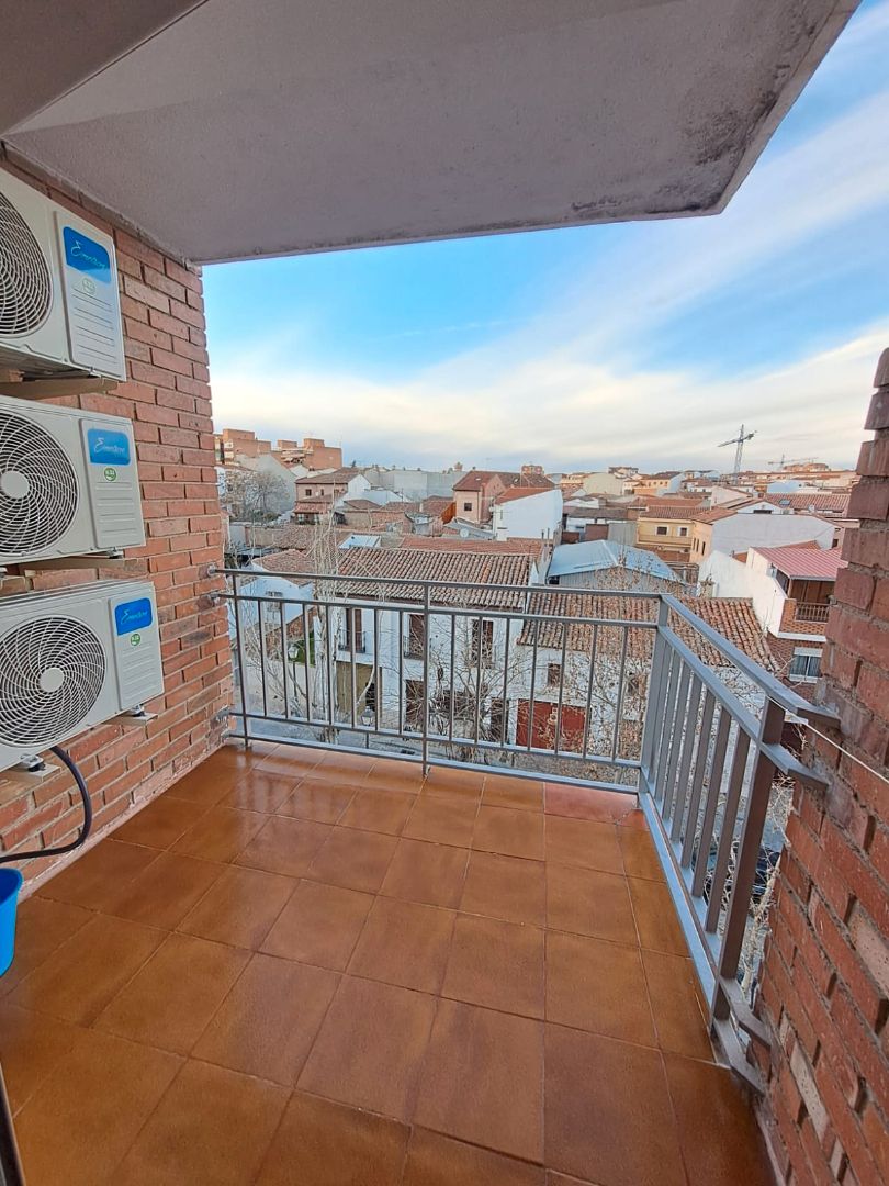 Terrassa de Pis de lloguer en Navalcarnero amb Aire condicionat, Calefacció i Parquet