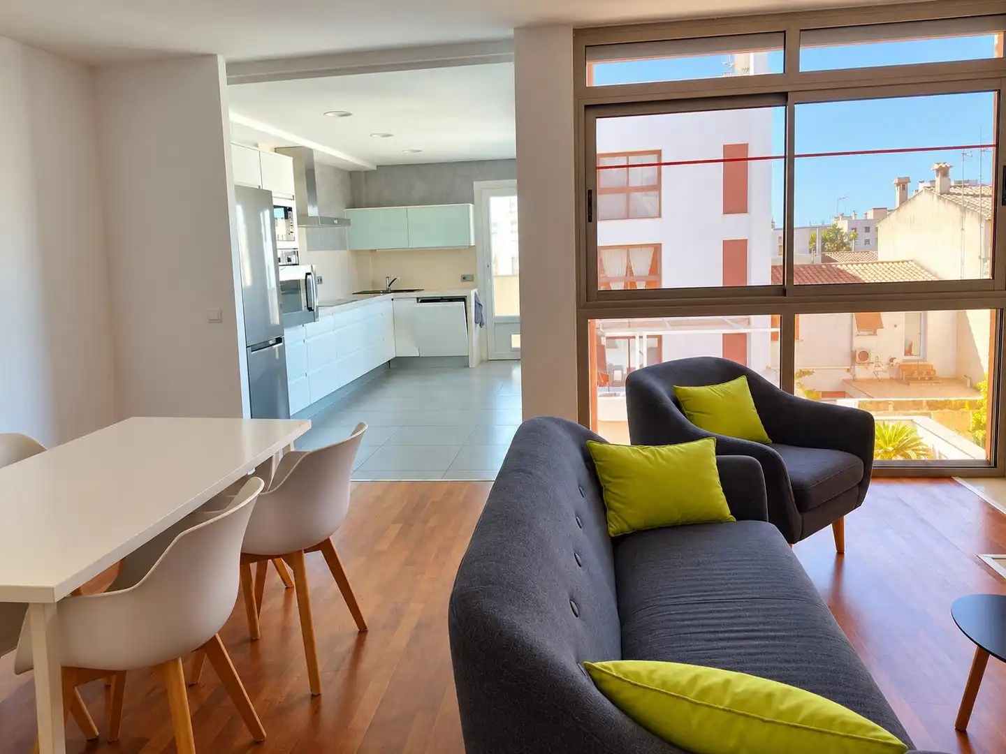 Flat with lift to rent in Carrer VIA ALEMANYA, imagen 3