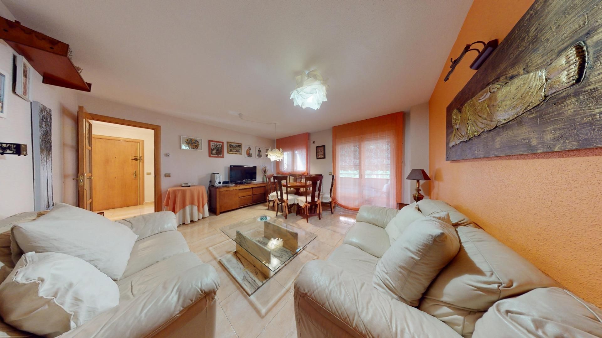 Living room of Flat for sale in  Madrid Capital  with Heating and Terrace
