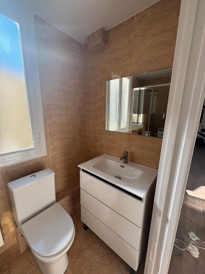 Bathroom of Loft for sale in  Logroño  with Heating, Oven and Washing machine