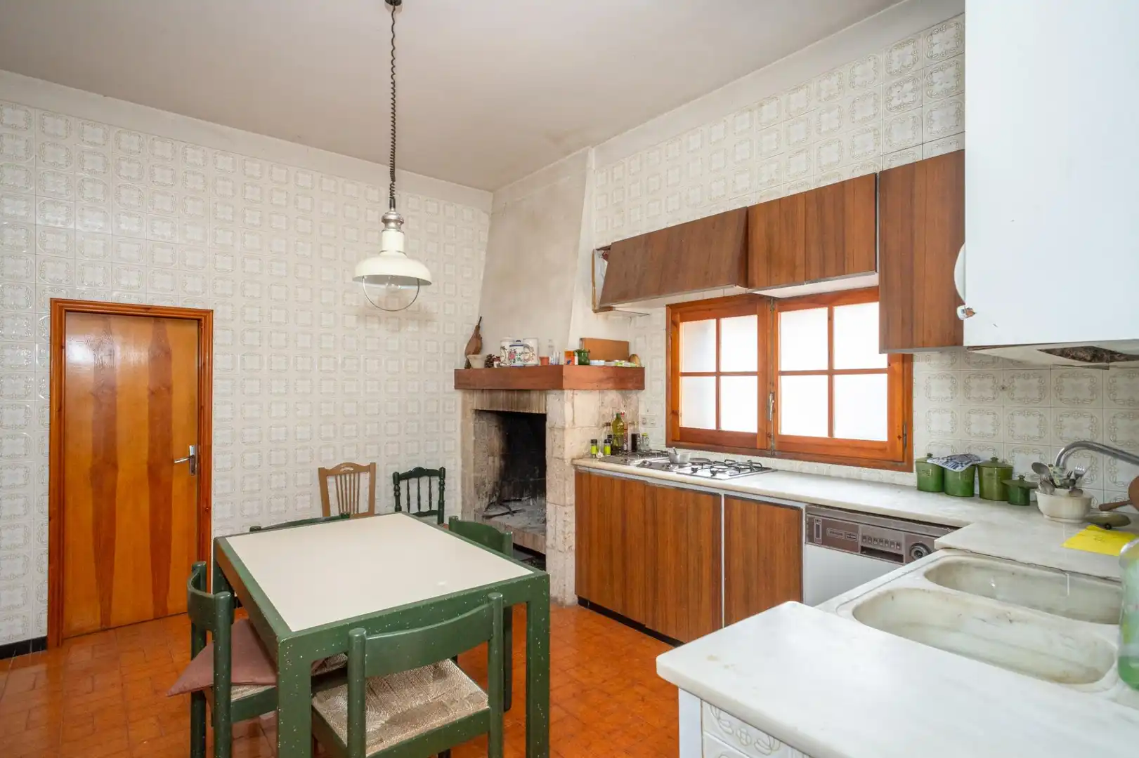 Cocina de Casa o chalet en venta en Besalú con Jardín privado, Terraza y Amueblado