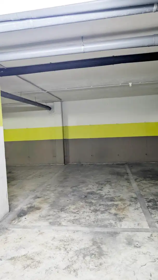 Parking de Planta baja en venta en Elche / Elx con Trastero y Amueblado