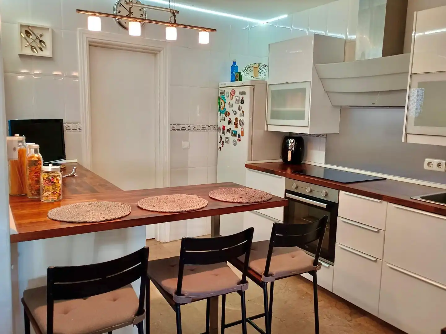 Casa en venta en Calle FRANCISCO AYALA, imagen 2