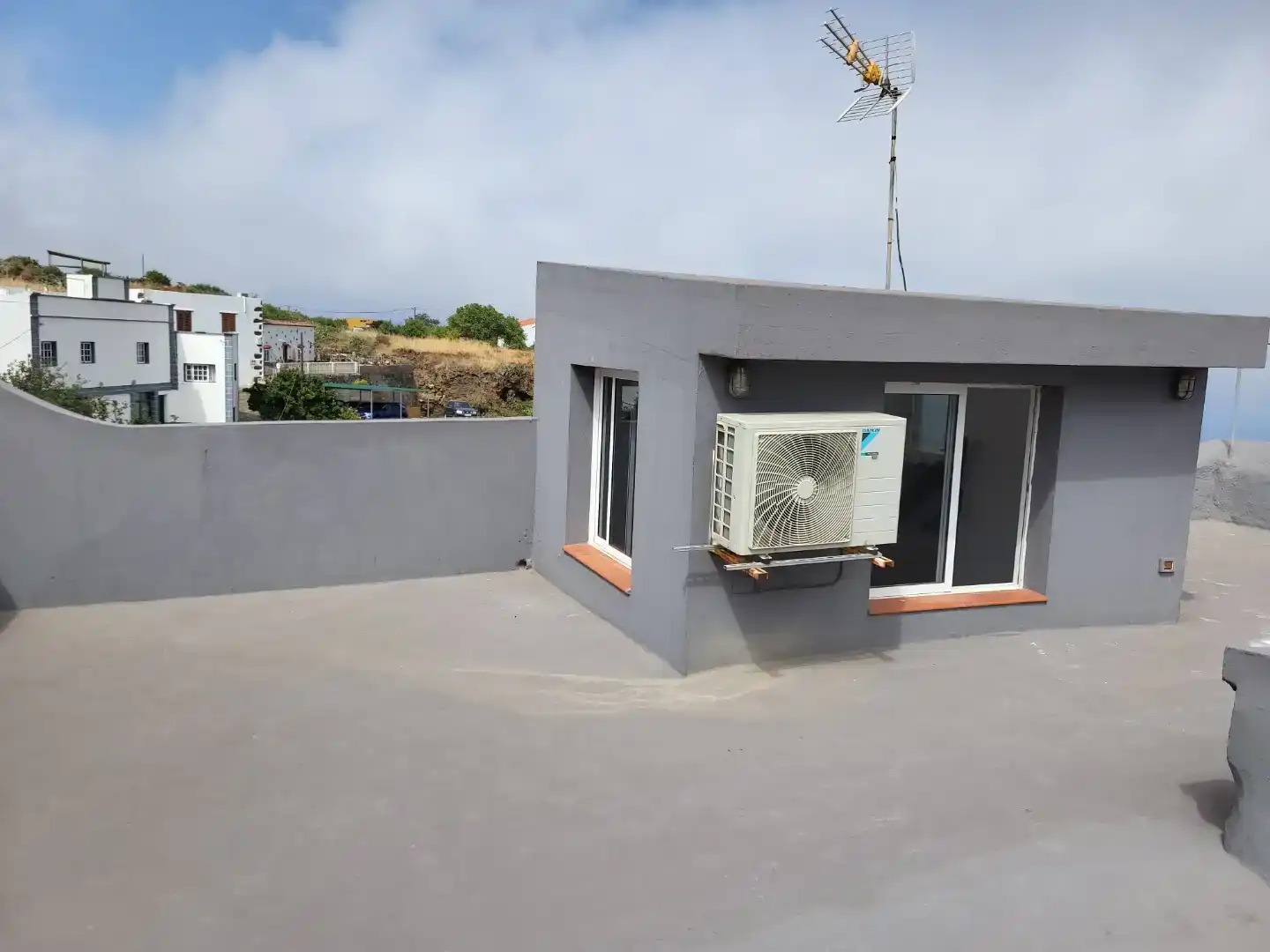 Terrassa de Casa adosada en venda en El Pinar de El Hierro amb Moblat i Balcó