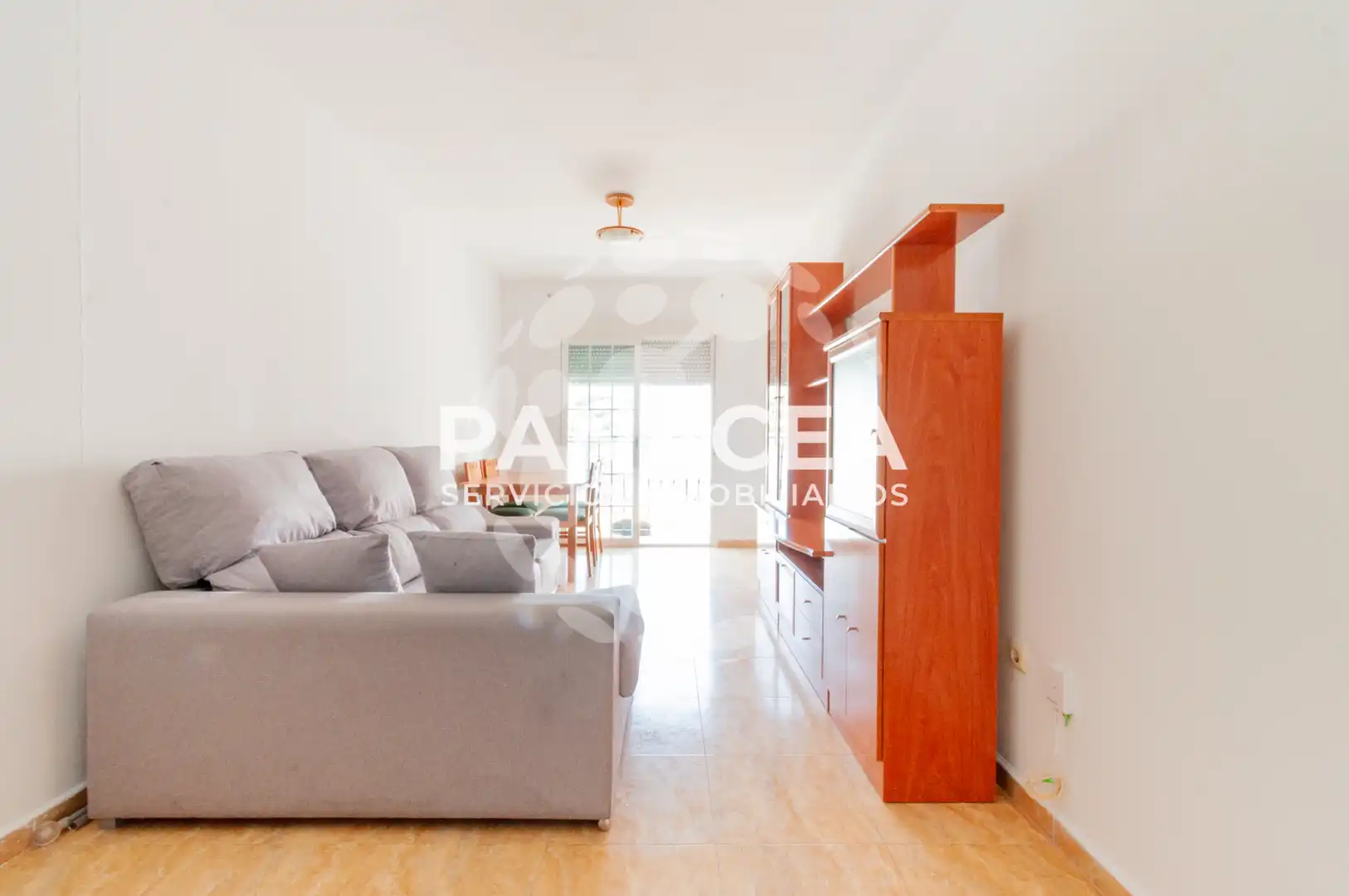 Vista exterior de Piso en venta en Roquetas de Mar con Amueblado, Horno y Lavadora