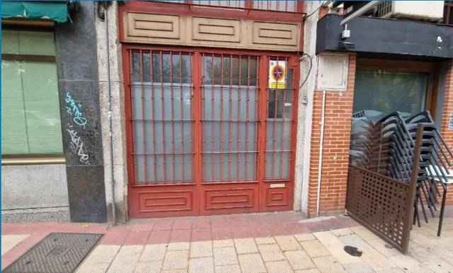 Local comercial en Venta en Avenida de Gijón en Huerta del Rey