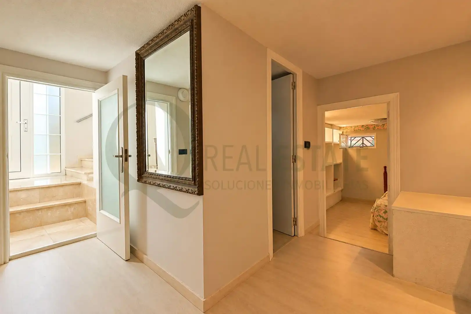 Haus oder Chalet zum Verkauf in Alicante / Alacant mit Klimaanlage, Heizung und Privatgarten