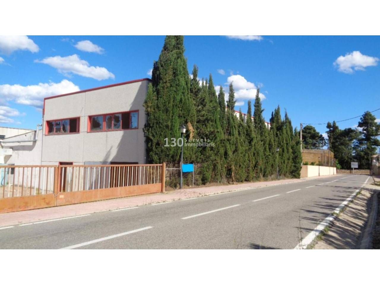 Exterior view of Industrial buildings for sale in Miravet