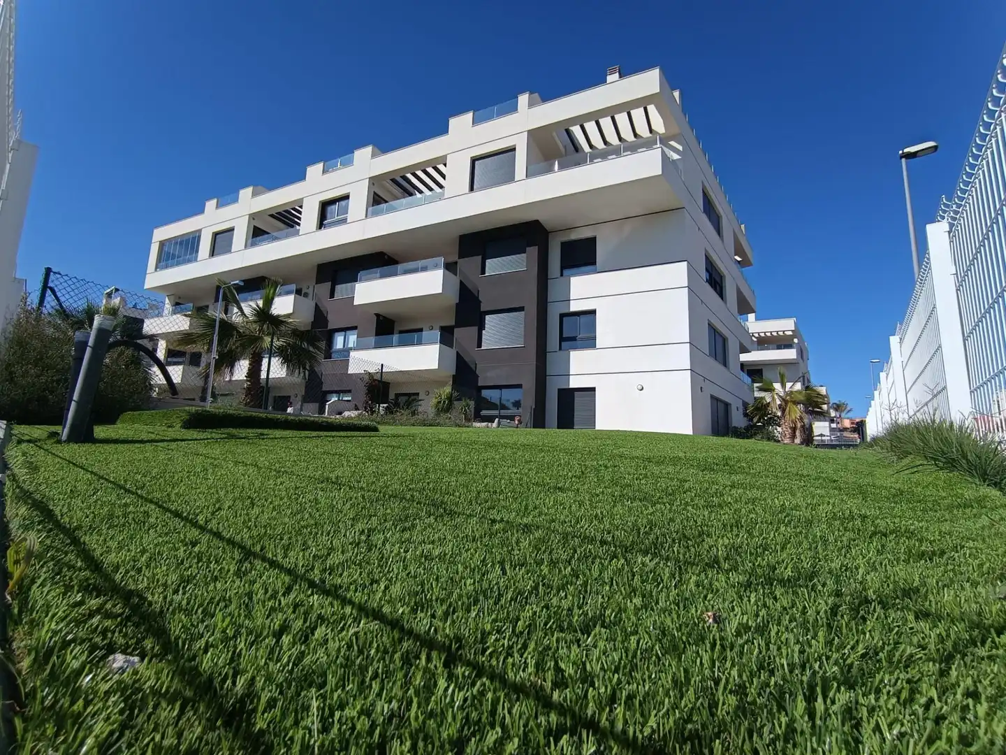 Vista exterior de Apartament en venda en Orihuela amb Aire condicionat, Terrassa i Moblat