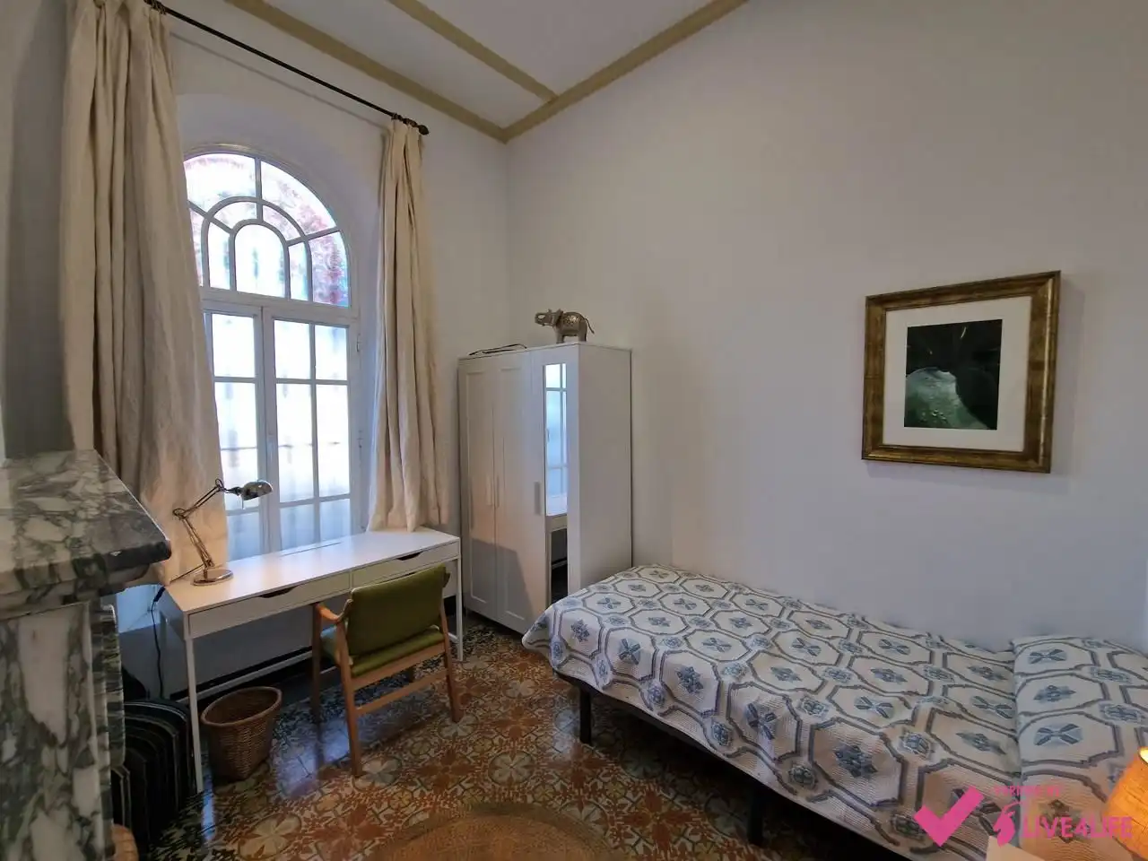 Room in Avenida de Jerez, Bellavista