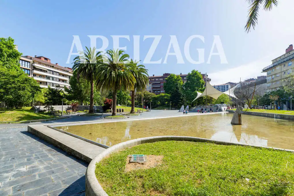 Außenansicht von Geschaftsraum zur Miete in Donostia - San Sebastián  mit Klimaanlage und Möbliert