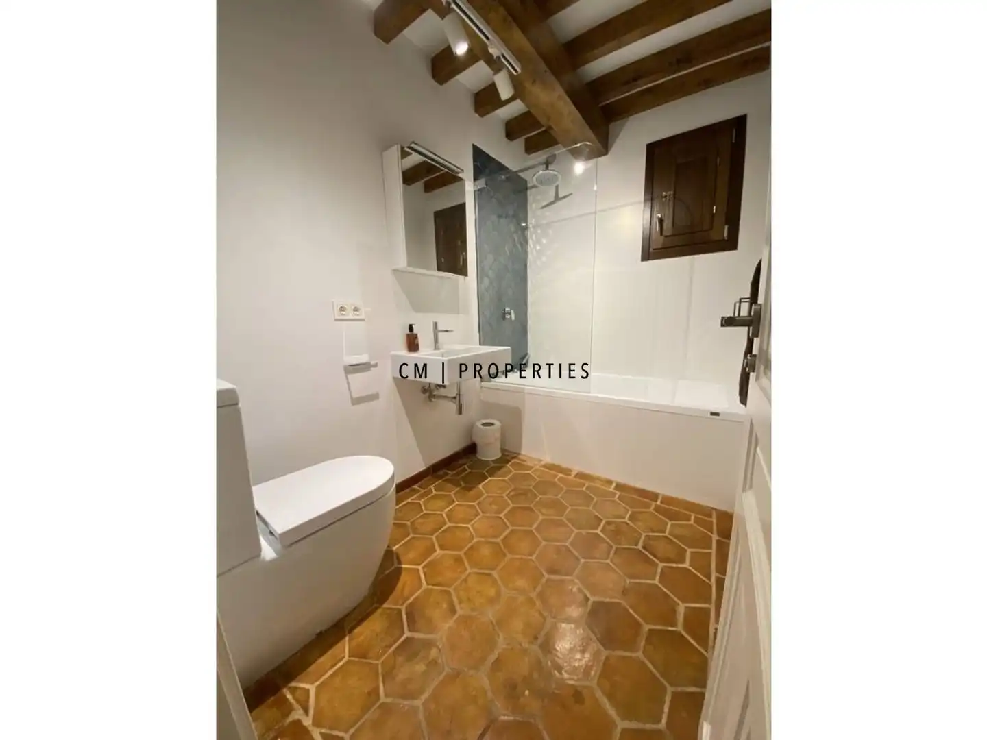 Bathroom of Houses for rent in Vilamarxant  with Air Conditioner, Heating and Terrace