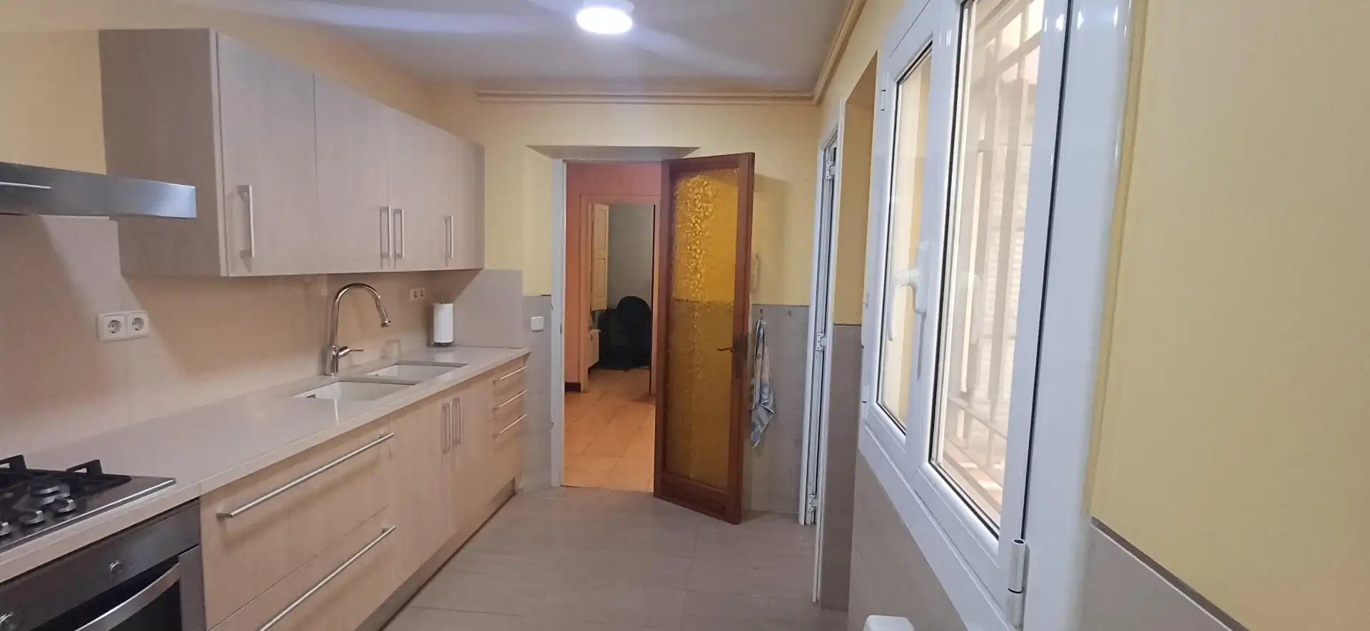 Cuina de Casa o xalet en venda en El Masnou amb Calefacció, Terrassa i Forn