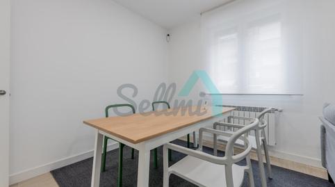 Foto 2 de Planta baja de alquiler en Matilde García del Real, Fozaneldi - Tenderina, Asturias