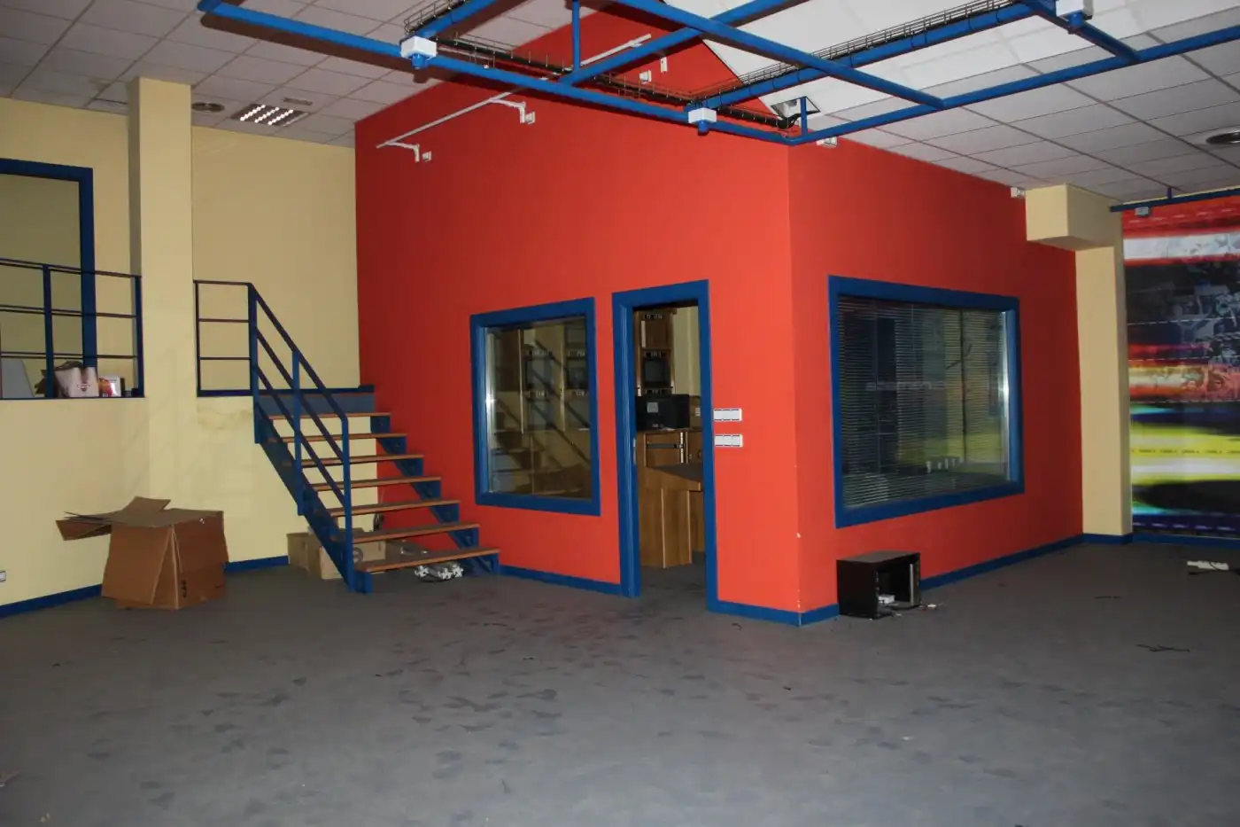 Local comercial en venda a Zona Alta, imagen 3