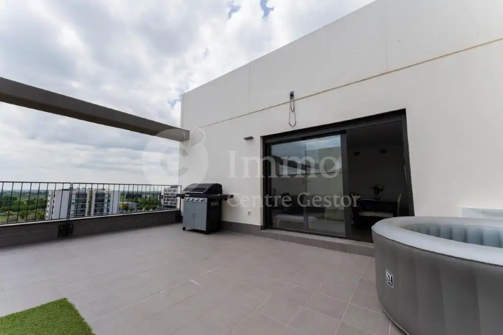 Terraza de Ático en venta en Lleida con Aire acondicionado, Calefacción y Parquet