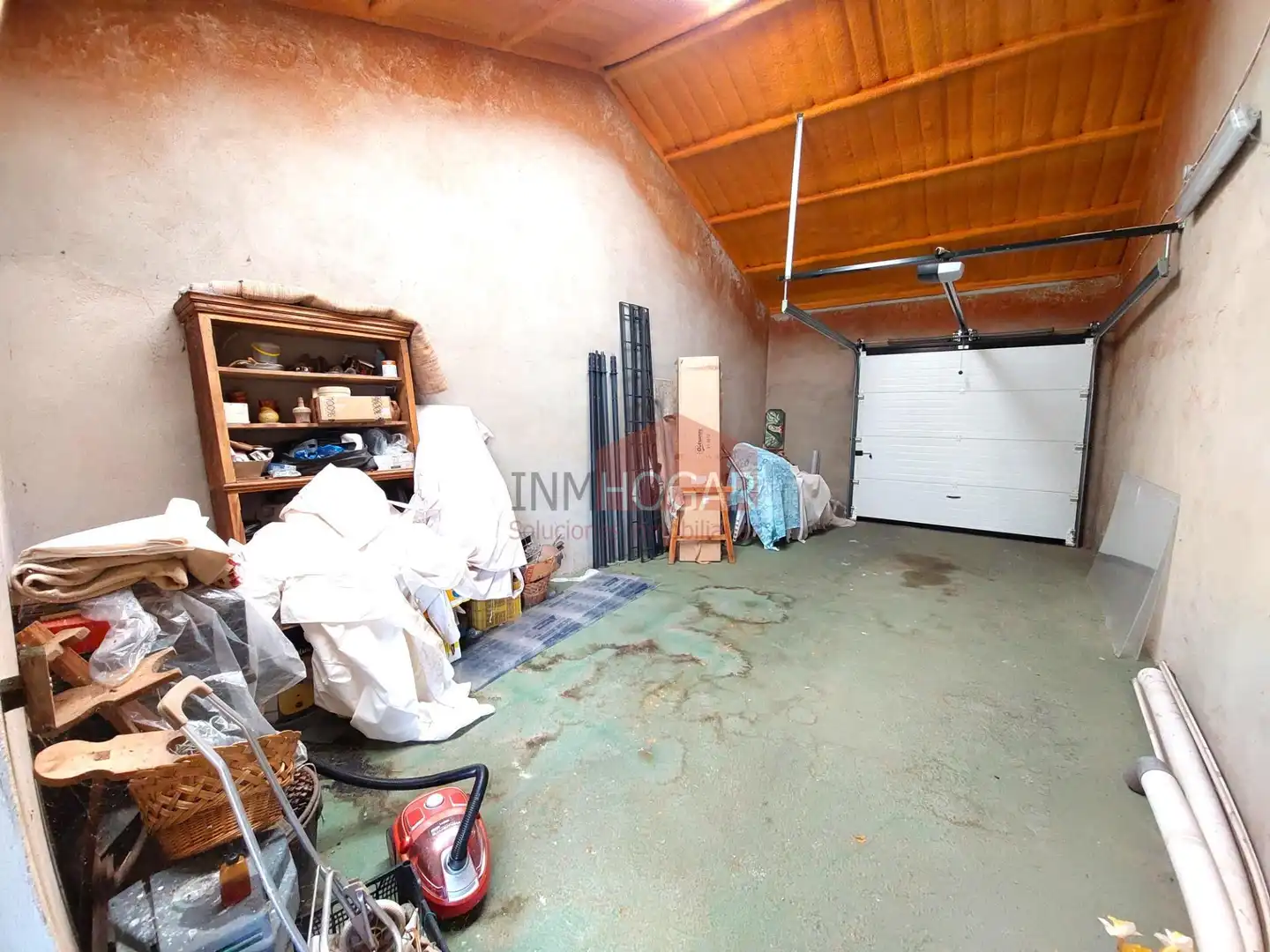 Houses for sale in Gutierre-Muñoz  with Heating, Private garden and Storage room