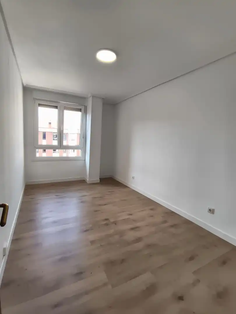 Habitación de Piso de alquiler en Medio Cudeyo con Calefacción y Trastero