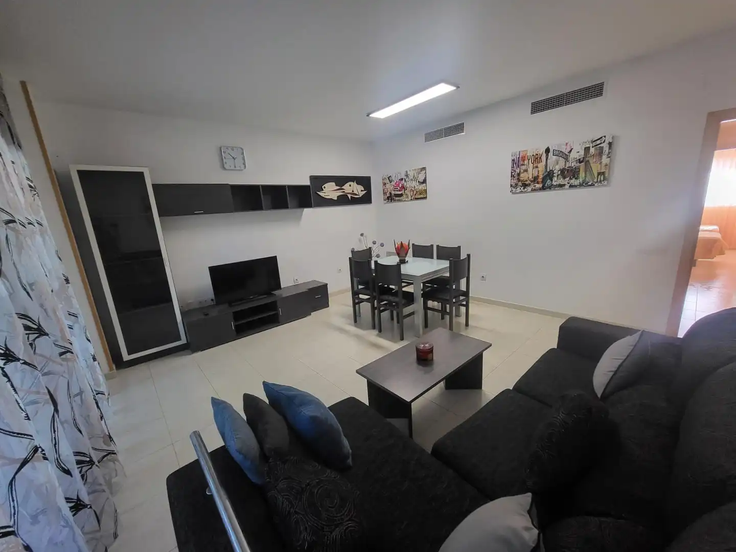 Wohnzimmer von Erdgeschoss zum Verkauf in Salou mit Klimaanlage, Heizung und Terrasse