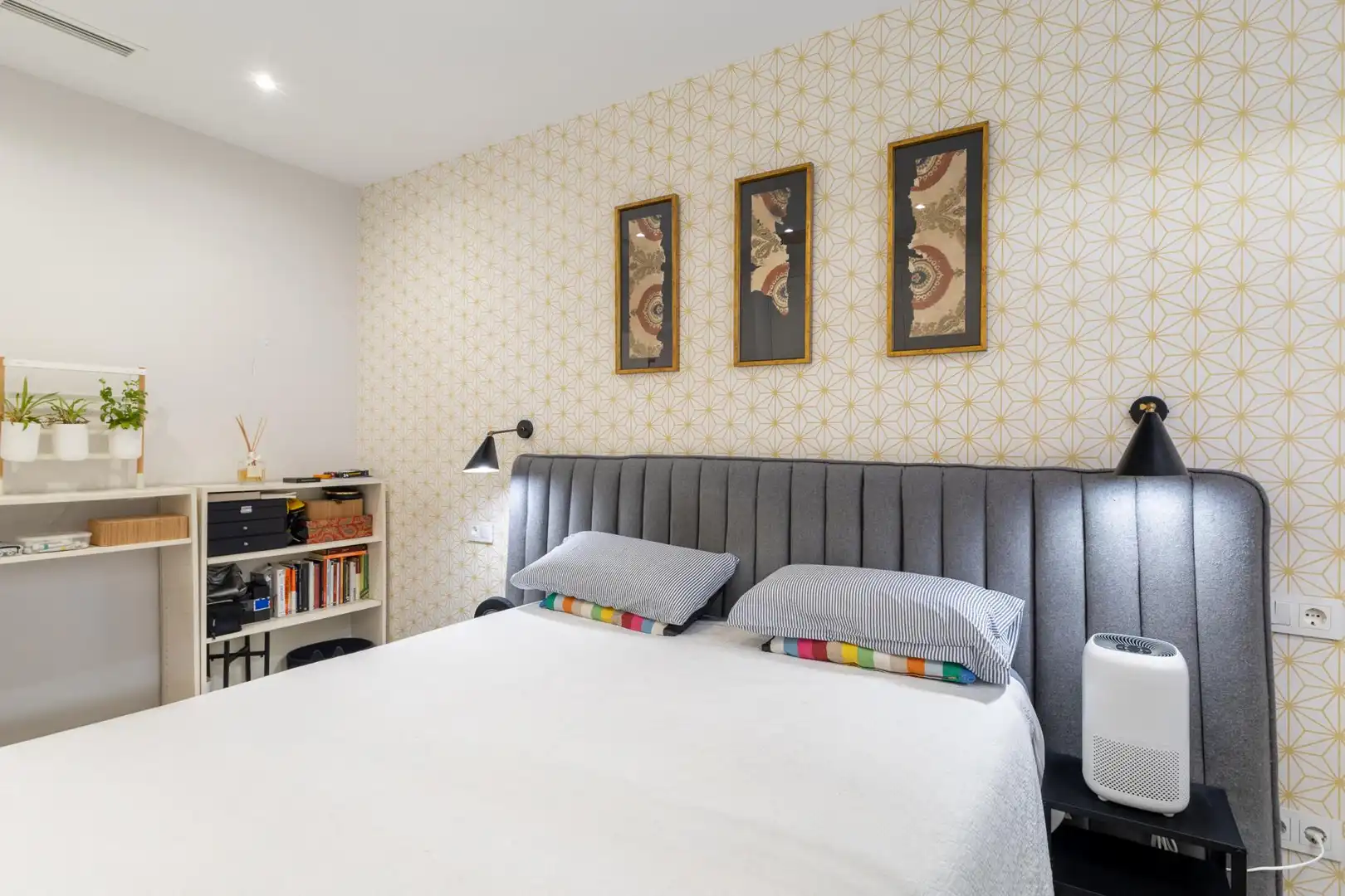 Habitación de Apartamento de alquiler en Madrid con Calefacción, Amueblado y Balcón