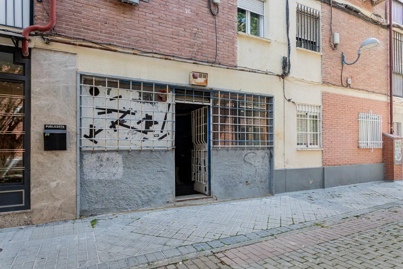 Local comercial en venta en Fuencarral - El Pardo, imagen 2