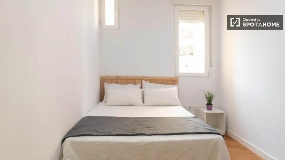 Habitación de Apartamento para compartir en Madrid con Aire acondicionado, Calefacción y Terraza