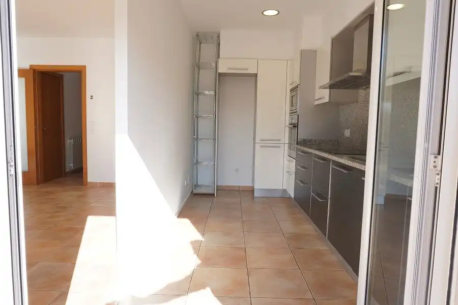 Cuina de Casa adosada en venda en Montagut i Oix amb Aire condicionat, Calefacció i Terrassa