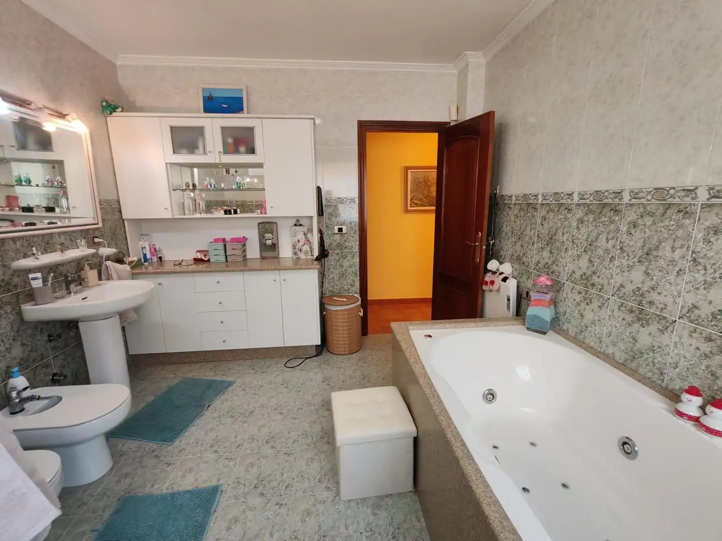 Bathroom of Houses for sale in Vigo   with Air Conditioner, Heating and Private garden