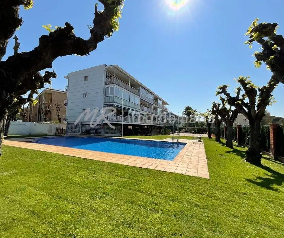 Piscina de Àtic en venda en Gavà amb Aire condicionat, Calefacció i Jardí privat