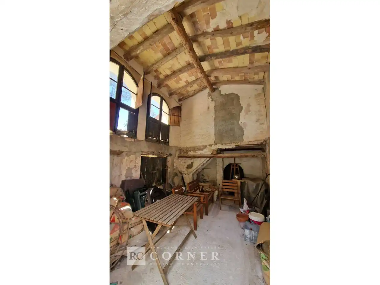 Country homes for sale in Santa Maria de Miralles