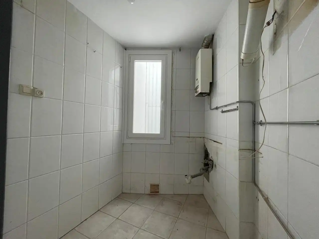 Cuina de Pis en venda en A Coruña Capital  amb Alarma