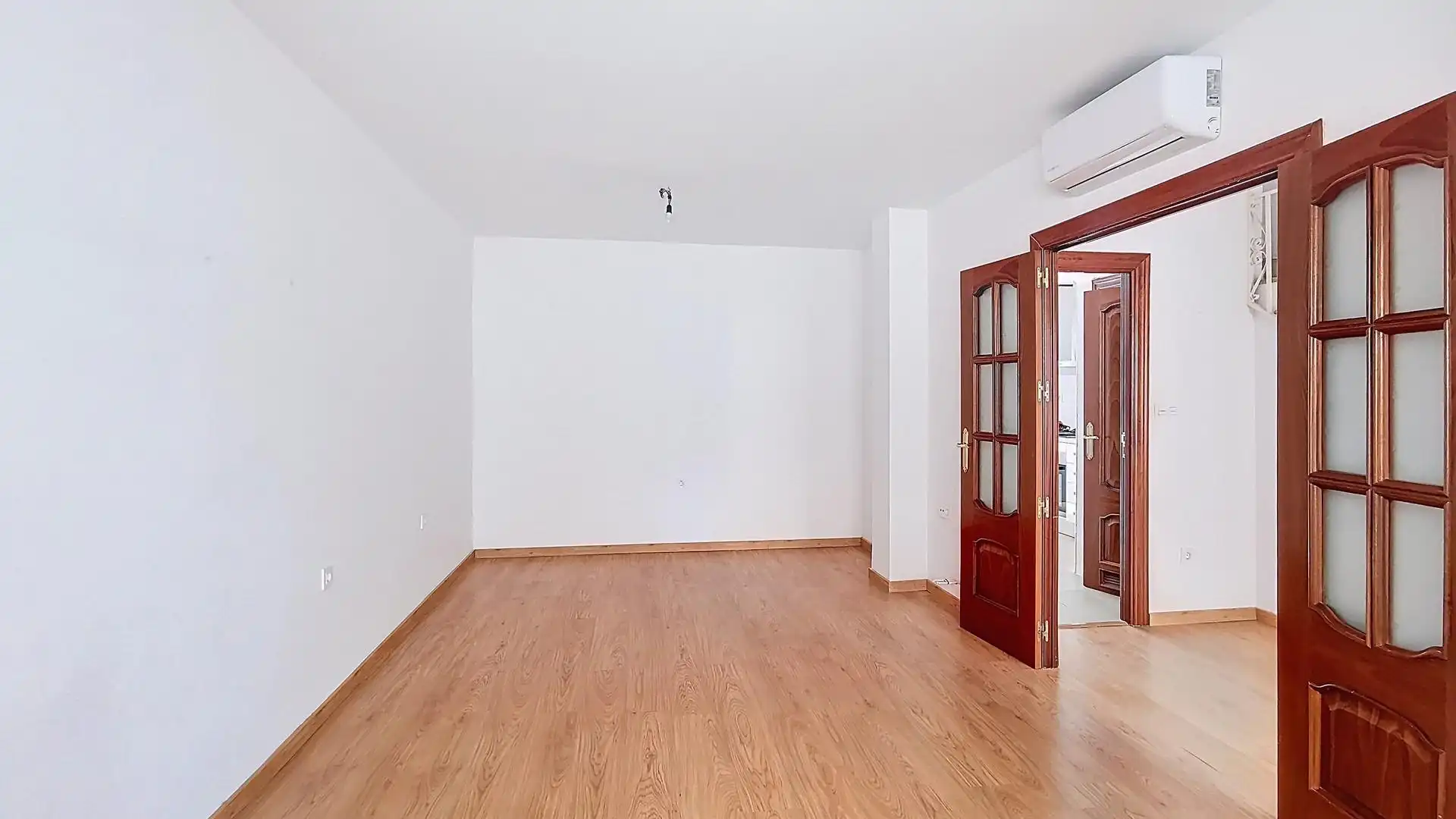 Habitación de Casa adosada de alquiler en Armilla con Aire acondicionado, Calefacción y Terraza