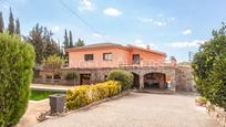 Vista exterior de Casa o xalet en venda en Santa Eulàlia de Ronçana amb Aire condicionat, Calefacció i Jardí privat