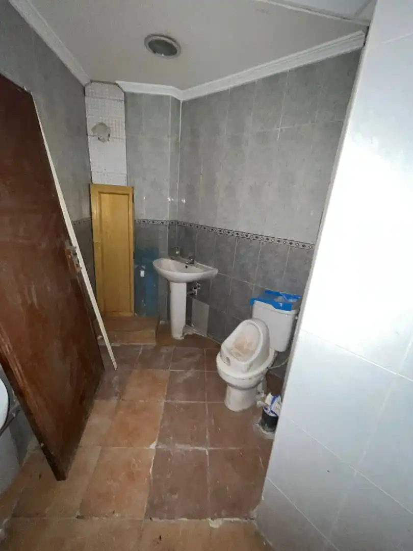 Baño de Local en venta en Valencia