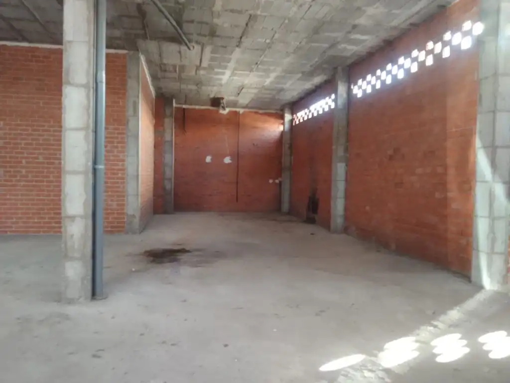 Local en venta en Badajoz