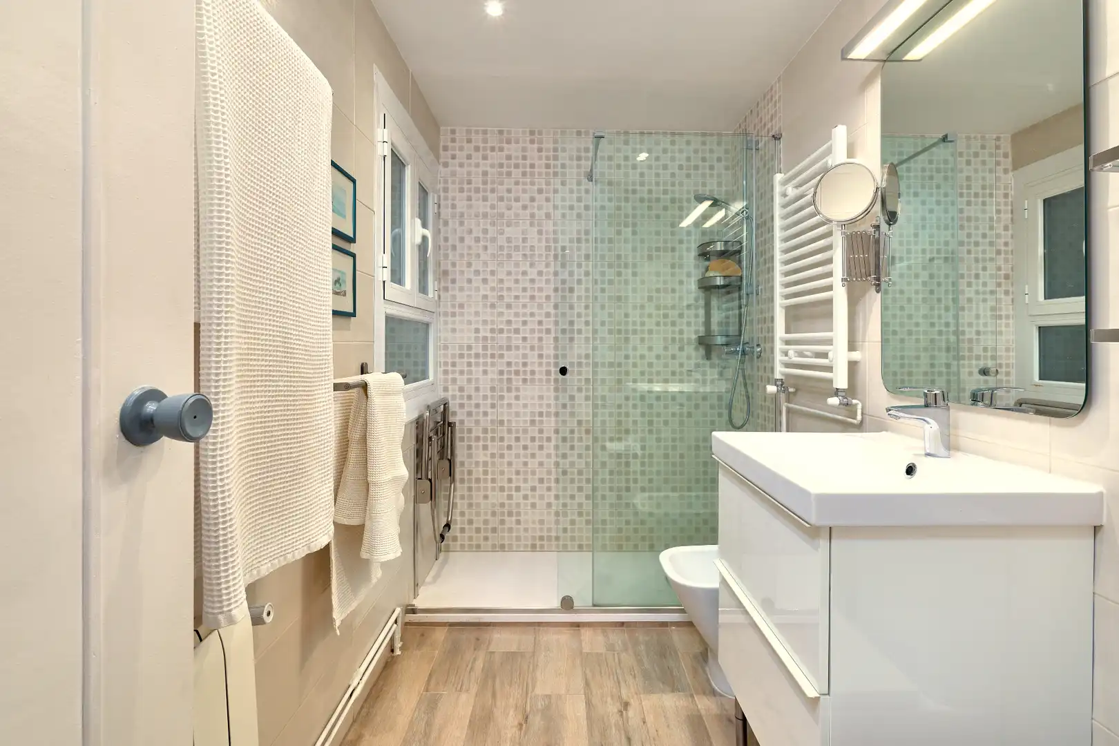 Badezimmer von Wohnung zum Verkauf in Collado Mediano mit Heizung, Terrasse und Abstellraum