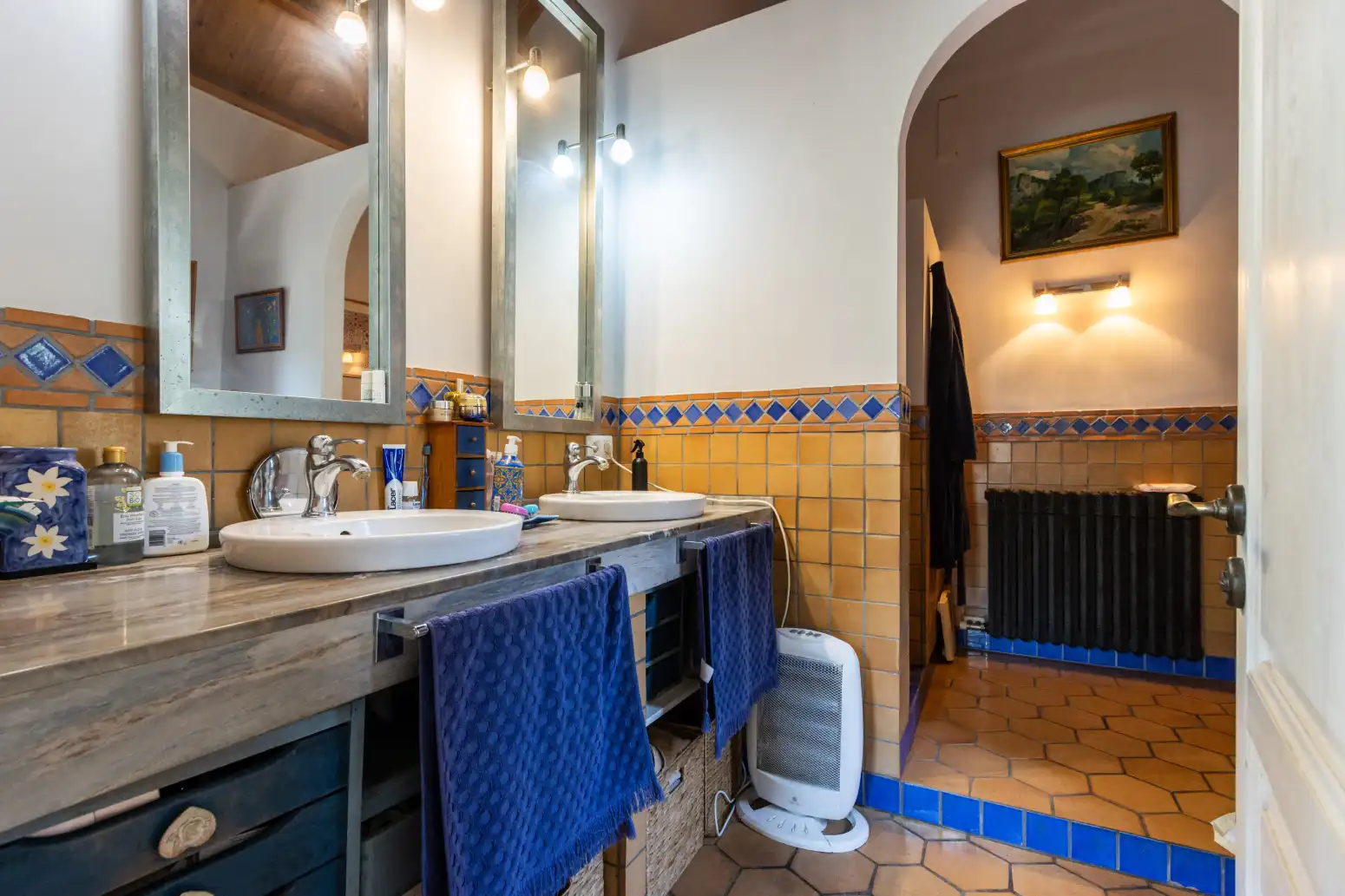 Bathroom of Houses for sale in Matadepera  with Heating and Swimming Pool