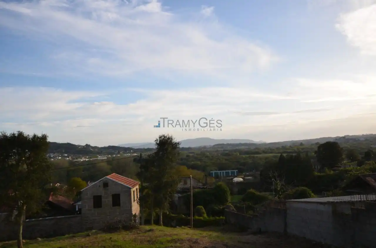 Residencial en venda en Tui