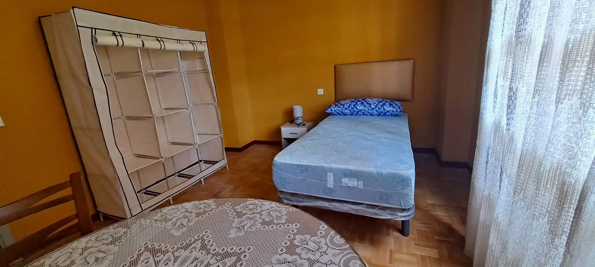 Habitació a Ávila, Ávila