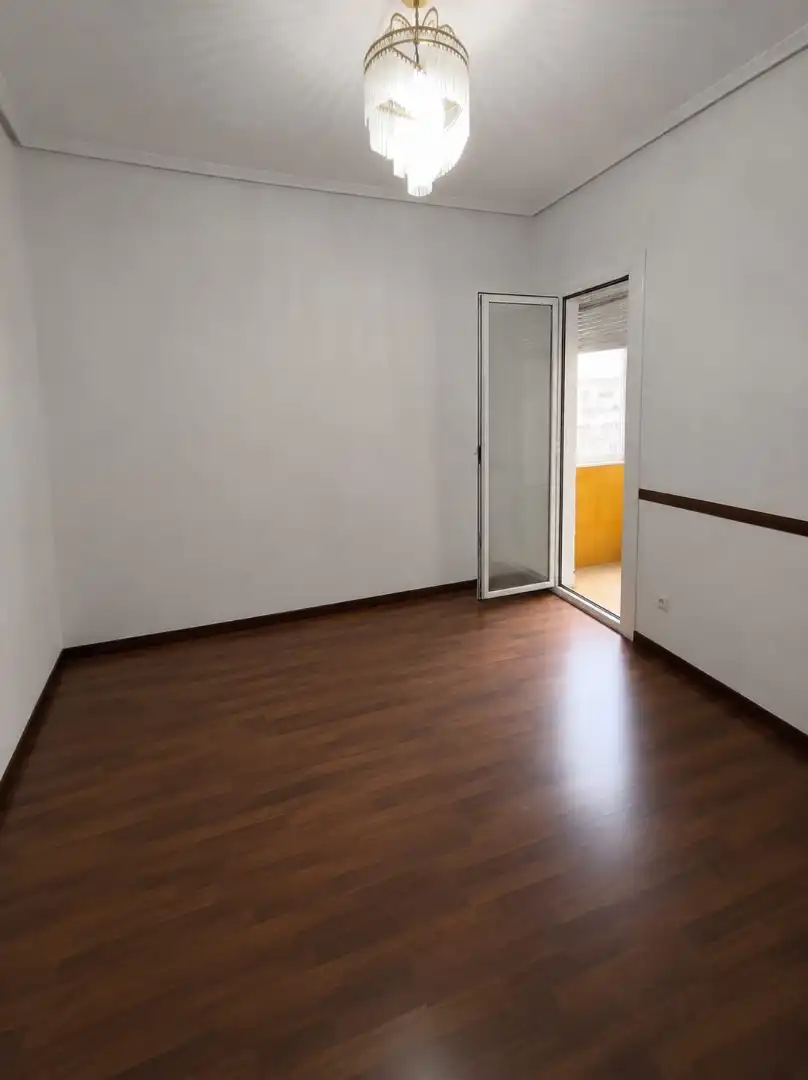 Habitación de Piso en venta en Cornellà de Llobregat