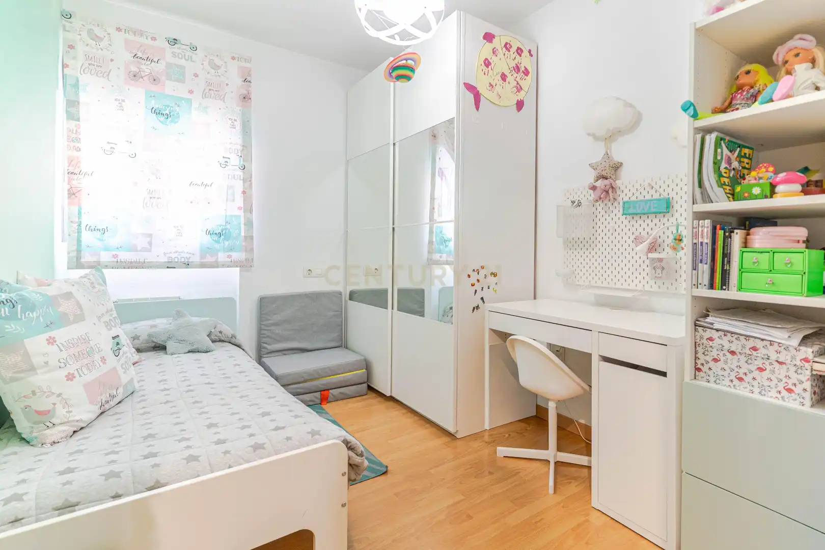Bedroom of Flat for sale in Granada  with Air Conditioner