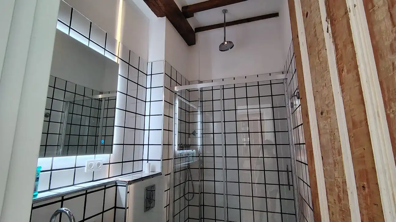 Bathroom of Flat for sale in Bilbao   with Air Conditioner, Heating and Furnished