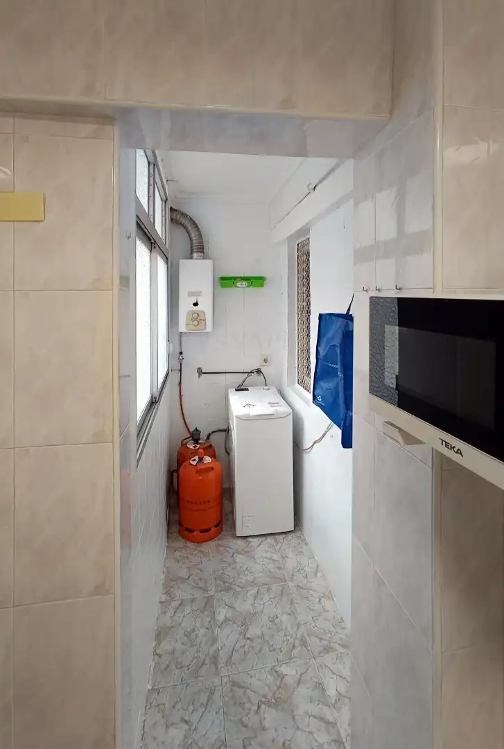 Küche von Wohnung zur Miete in Alicante / Alacant mit Klimaanlage, Möbliert und Ofen