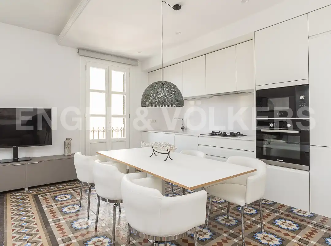 Cuina de Pis de lloguer en Barcelona amb Aire condicionat, Calefacció i Parquet