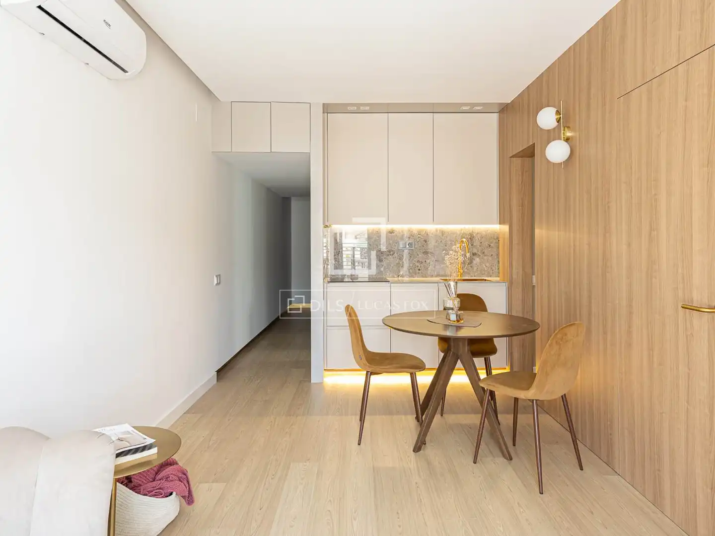 Küche von Wohnung zur Miete in Barcelona mit Klimaanlage, Parkett und Terrasse