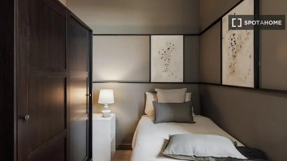 Room in Sant Gervasi i la Bonanova