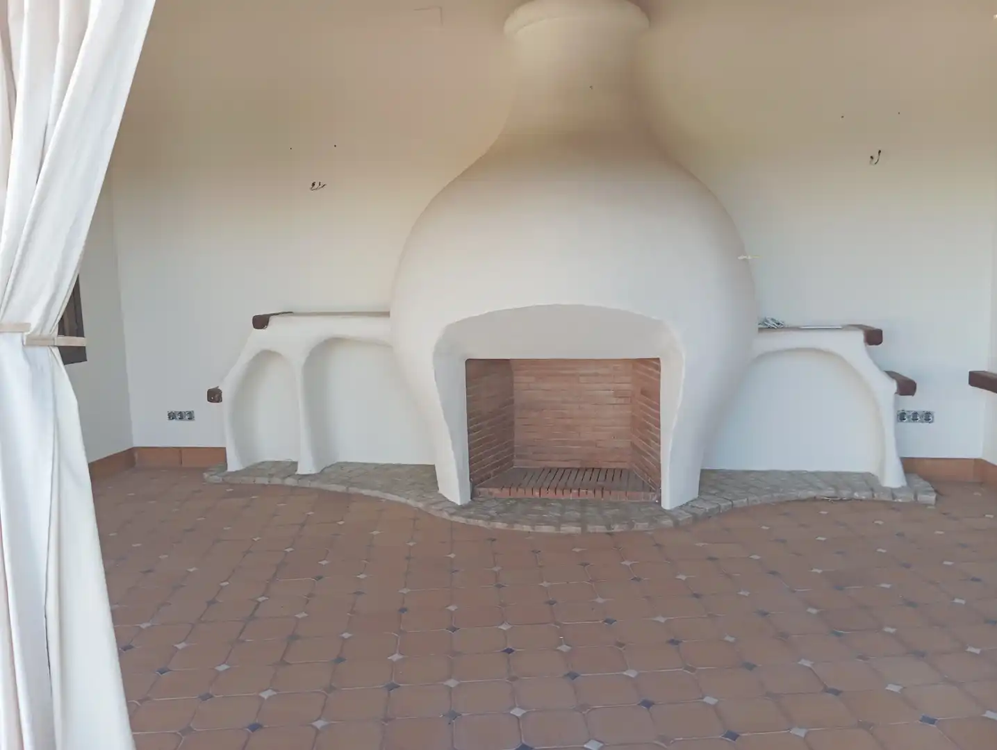 Houses for sale in La Algaba  with Air Conditioner, Heating and Private garden